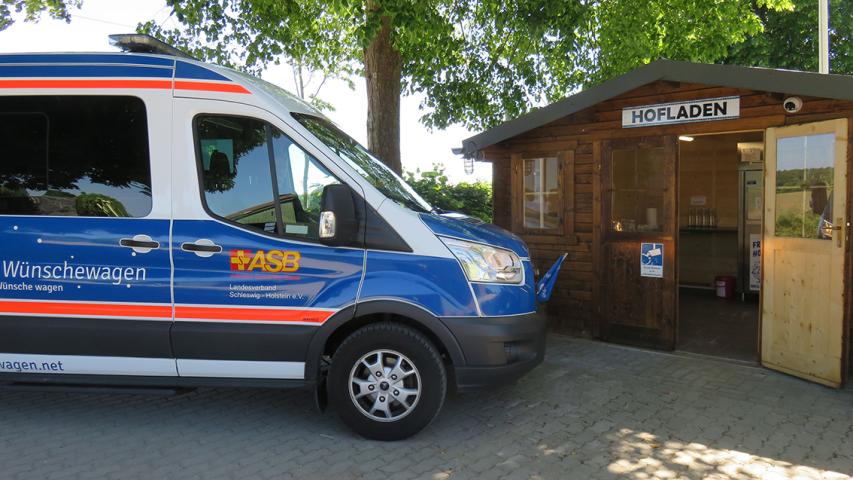 ASB Wünschewagen Abi Zum Schluss gab es noch Leckeres aus dem Hofladen.